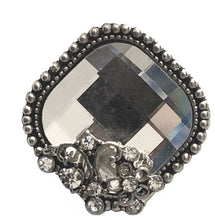 Load image into Gallery viewer, Très Chic Collection