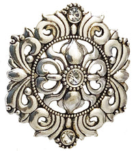 Load image into Gallery viewer, The Everett Collection